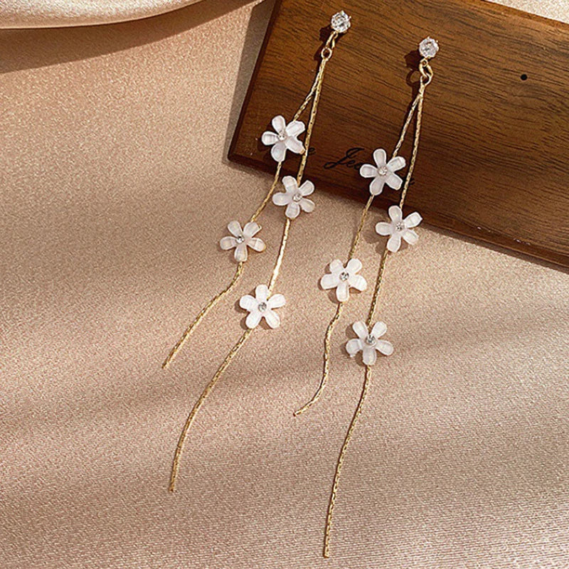 New Korean Flower Asymmetrical Dangle Earrings for Women Long Tassel Butterfly Imitation Pearl Cat Drop Earring Party Jewelry